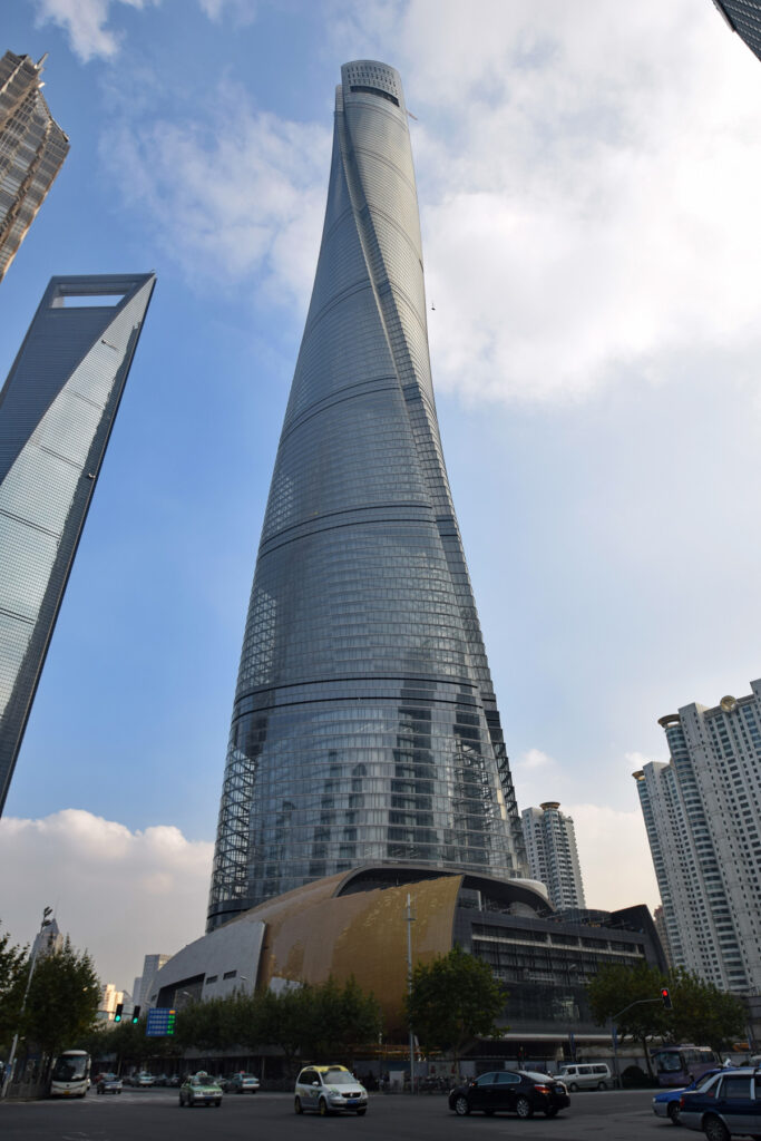 Shanghai tower realized with BIM